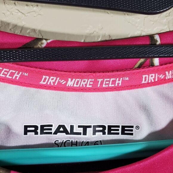 Realtree Hot Pink Woods Forest Camo Outdoor DryTech Active Crew Neck Tee Shirt - Picture 4 of 7